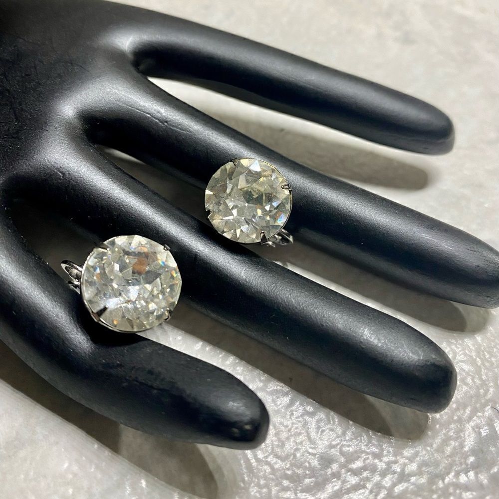 𝅺VINTAGE Castlecliff earrings 